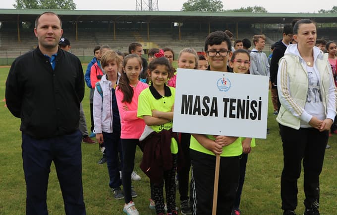 Genç sporcular, bayrama hazırlanıyor