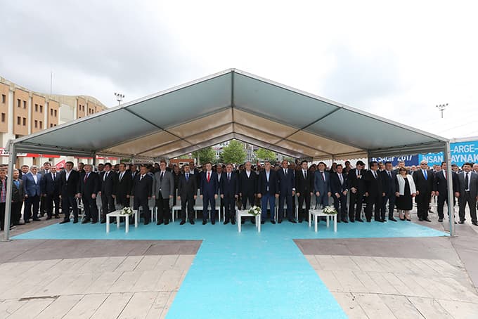 Şehrin en büyük istihdam fuarı SAGİF açıldı