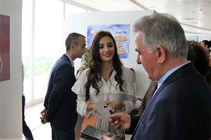 Öğrencilerin yıl boyu yaptığı eserler sergiye çıktı