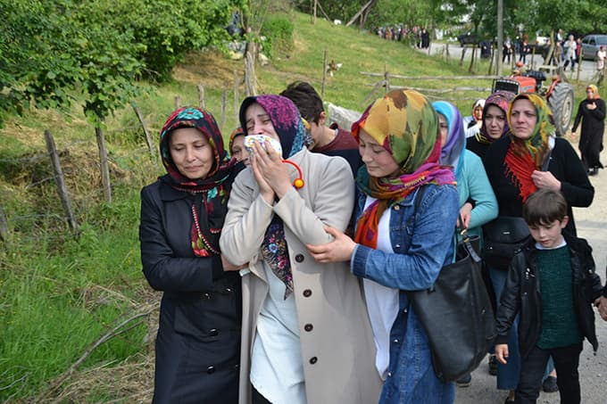 Minik Eymen hayata tutunamadı