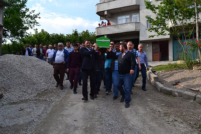 Minik Eymen hayata tutunamadı