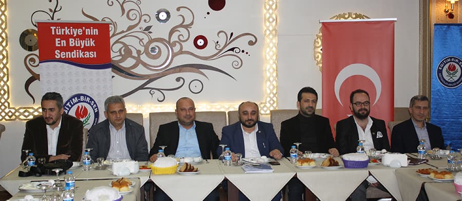 Eğitim-Bir-Sen yetkiyi perçinledi