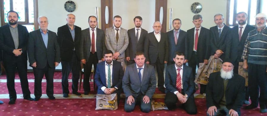 Ezanı en güzel şekilde okumak için yarıştılar