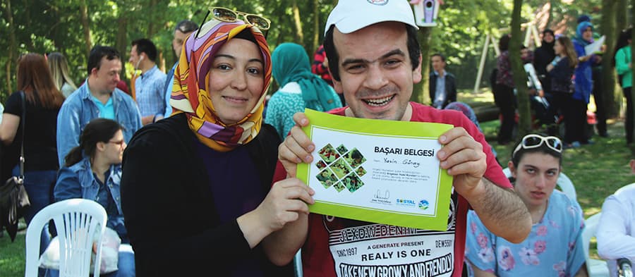 Özel kursiyerler karne heyecanı yaşadı