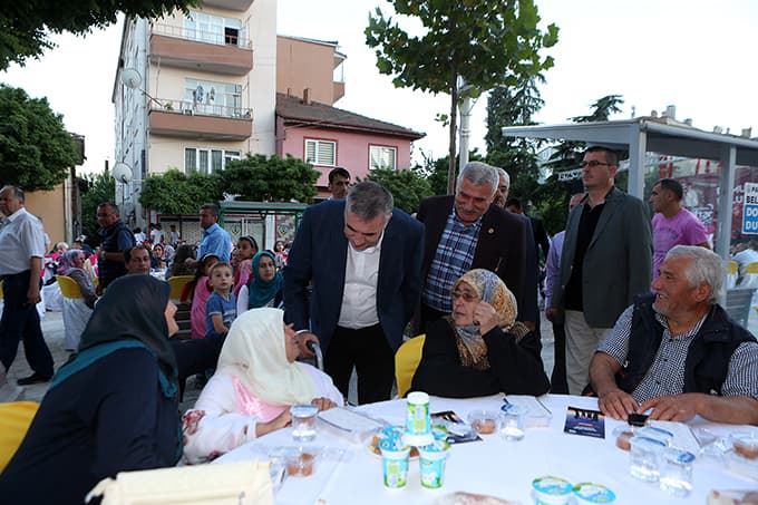 Pamukova halkı, Büyükşehir'in iftarında buluşacak