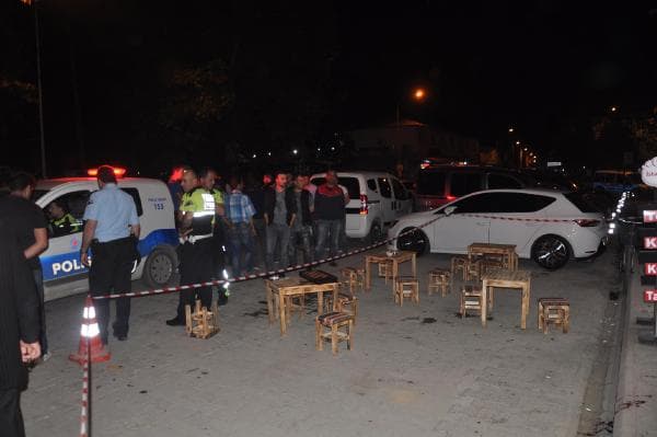 Çay ocağında silahlı kavga!