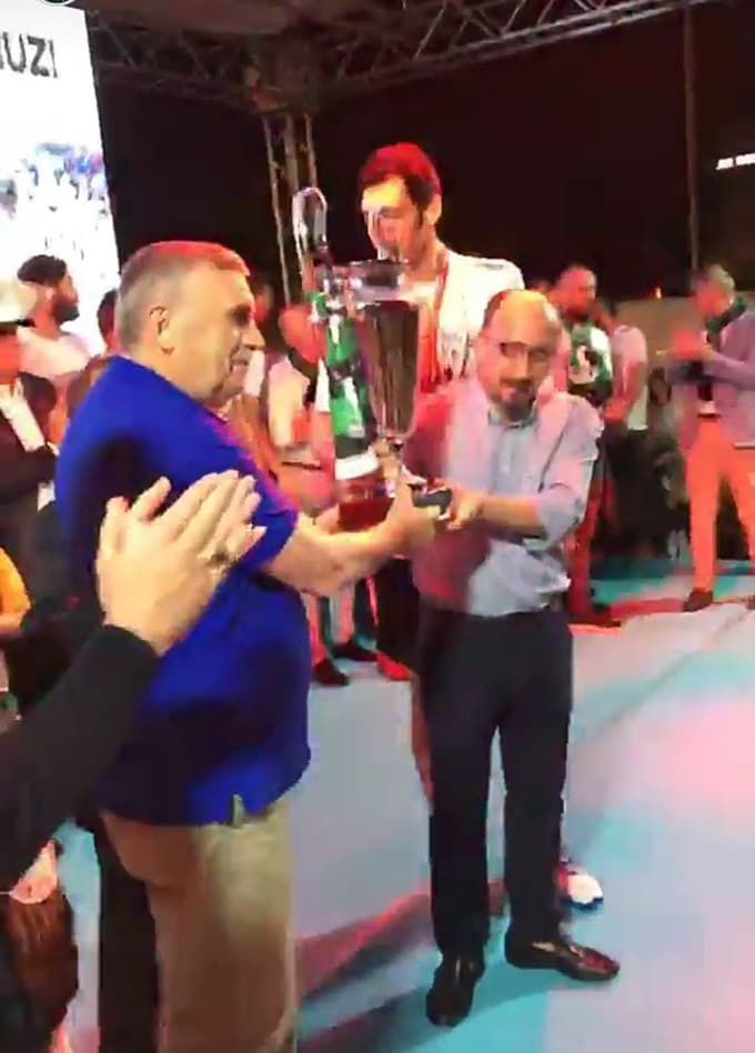 Şampiyon Sakarya Büyükşehir Belediyesi