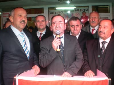MHP, İşsizlik Sorununu Ortadan Kaldıracağını İddia Etti