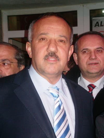 MHP, İşsizlik Sorununu Ortadan Kaldıracağını İddia Etti