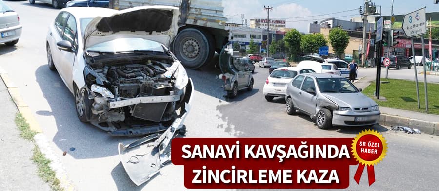 Sanayi kavşağında zincirleme kaza