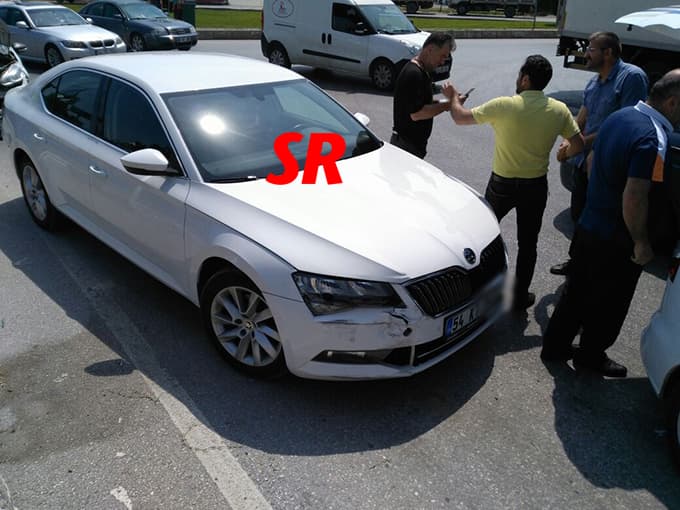 Sanayi kavşağında zincirleme kaza