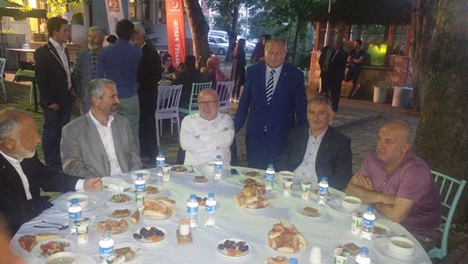 Serdivan Saadet'ten ilçe iftarı