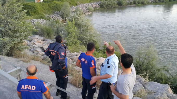 Kaybolan genci arama çalışmaları sürüyor