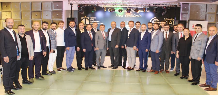 İş adamları iftarda bir araya geldi
