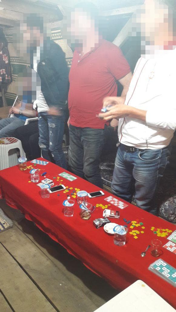 Kahvehaneye tombala baskını