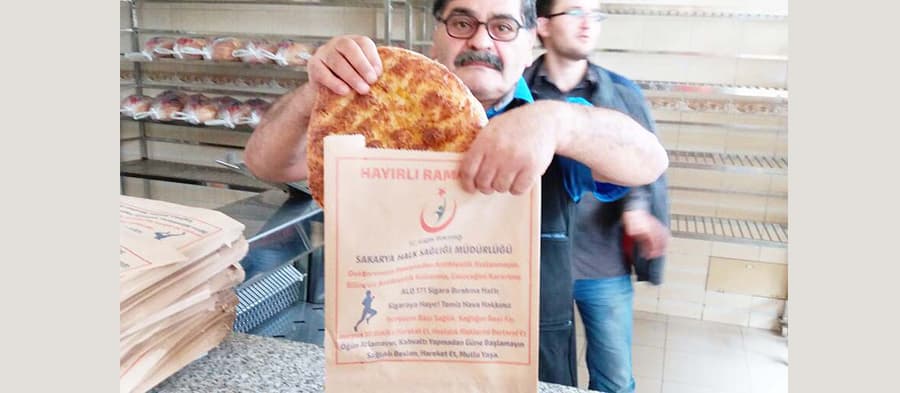 Halk Sağlığı Müdürlüğü fırınlara pide kağıdı dağıttı