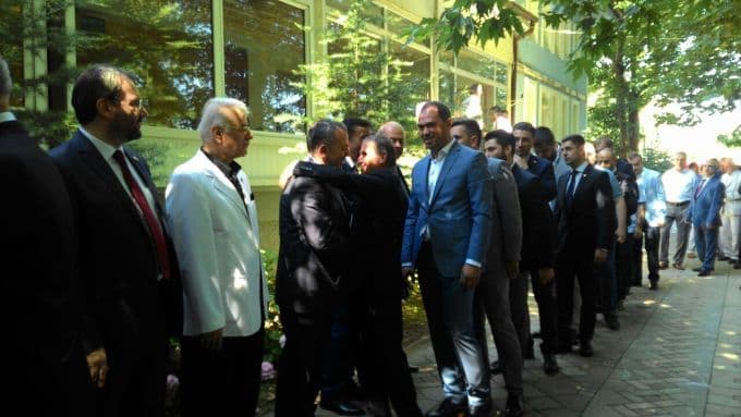 Şehir protokolü bu törende bayramlaştı