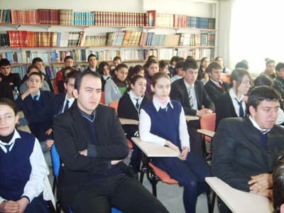 Marşımızı Ayakta Alkışlanacak Kadar Güzel Okudu
