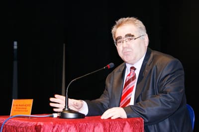 Her Birinizin Birer Kitap Olduğunu Hiç Düşündünüz mü?