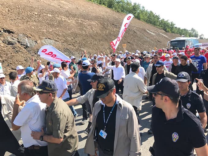 Kortej yürüyüşünde Sakarya'ya giriş yapıldı