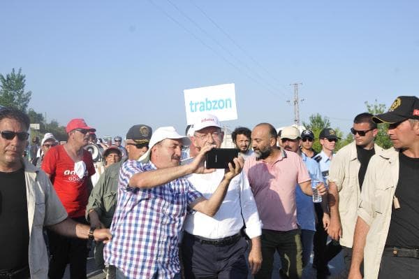 Kortej yürüyüşünde Sakarya'ya giriş yapıldı