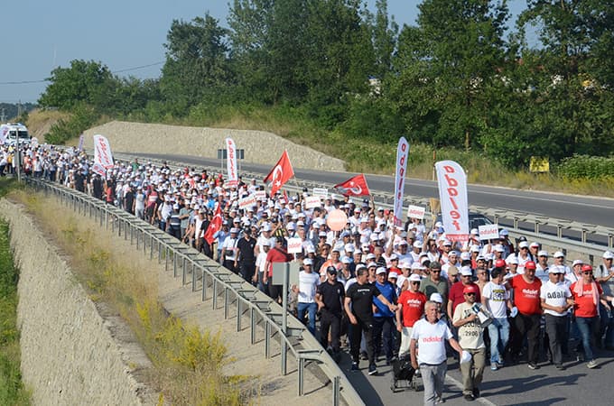 Kortej yürüyüşünde Sakarya'ya giriş yapıldı