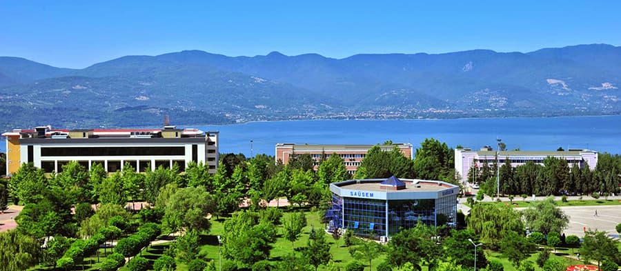 Sakarya Üniversitesi akreditasyonda ilk sırada