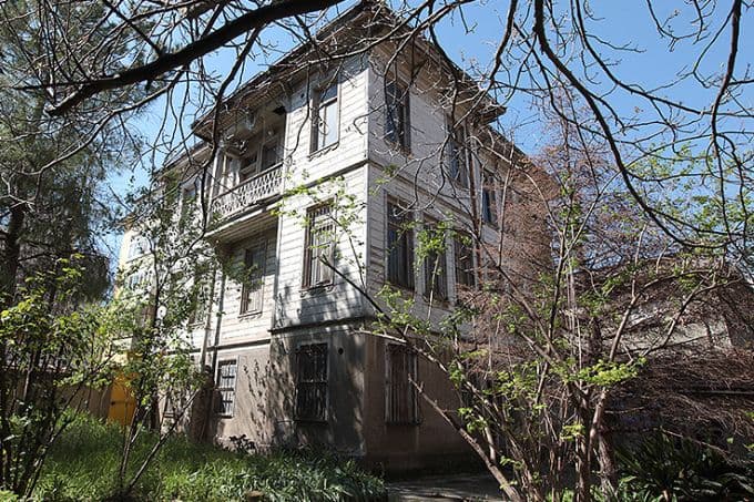 Tarihi konak için yenileme çalışmaları başlatıldı