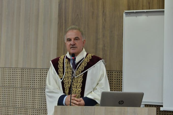 Hukuk Fakültesi, mezunlarını uğurladı