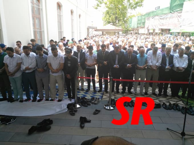 Vahşice öldürülen anne ve bebekleri uğurlandı