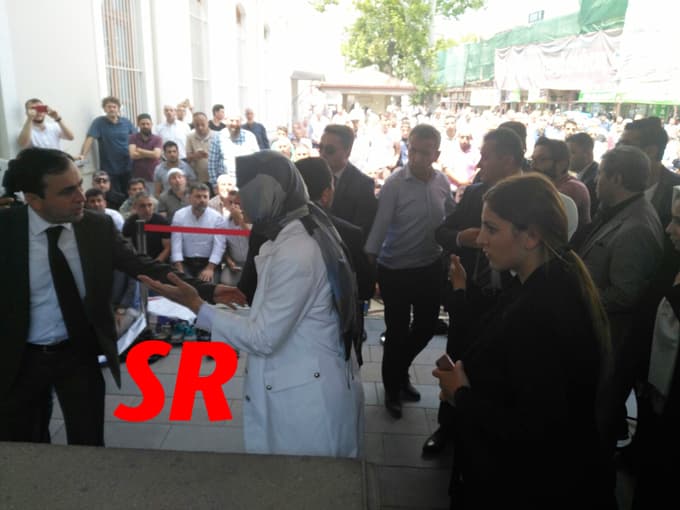 Vahşice öldürülen anne ve bebekleri uğurlandı
