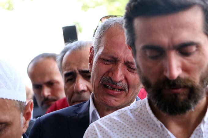 Vahşice öldürülen anne ve bebekleri uğurlandı