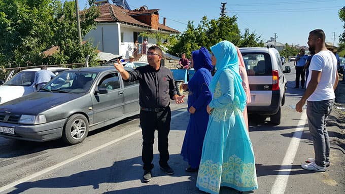 Düğün konvoyunda kaza: 2 yaralı
