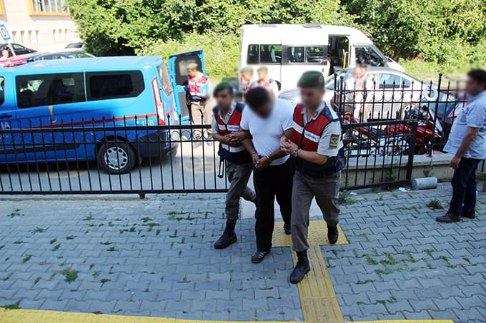 İmamın evini soyanlar Sakarya'da yakalandı