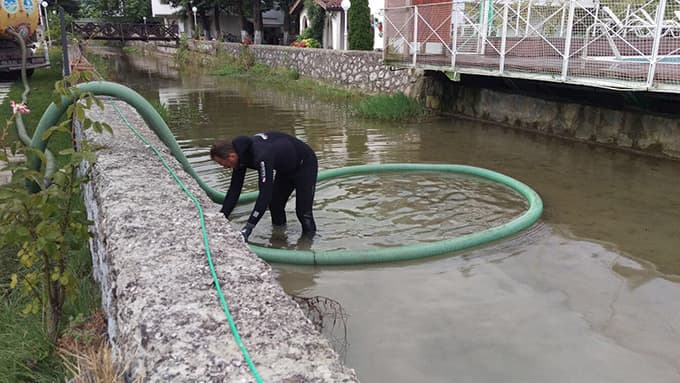 Sapanca Gölü'ne akaryakıt sızdı