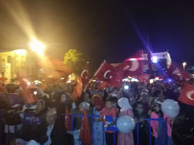 15 Temmuz etkinliklerinde dördüncü gece