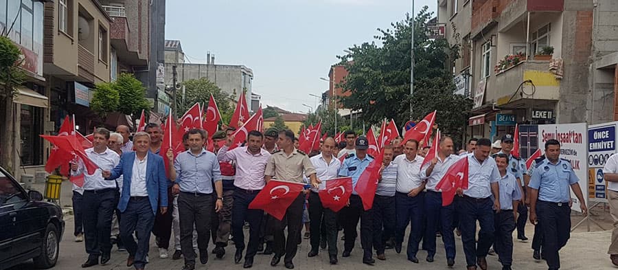 Ferizli, 15 Temmuz meydanına aktı