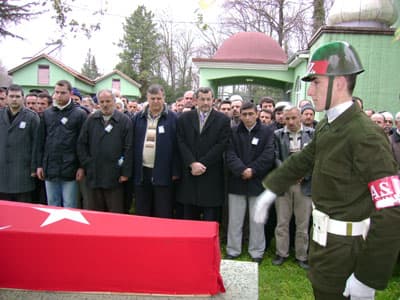 Şehit Er Toprağa Verildi