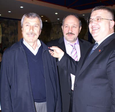 Alemdar Sülalesinden MHP'ye Tam Destek