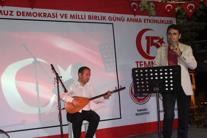 Taraklılılar meydana akın etti