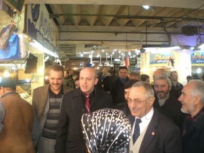 SP'li Yıldırım Katlı Pazaryerinde