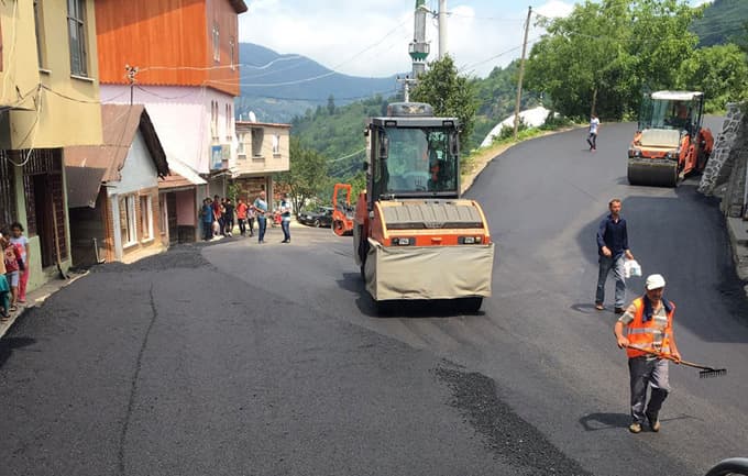 Dikmen ve Karadere asfaltla buluştu