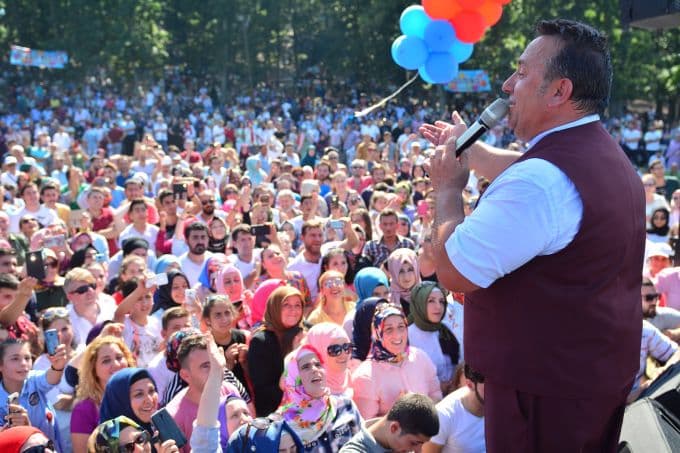 İsmail Türüt, Sakarya'da konser verdi