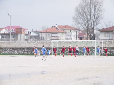 Yıldızlar Futbol&#8217;da Grup Müsabakaları Yapılıyor