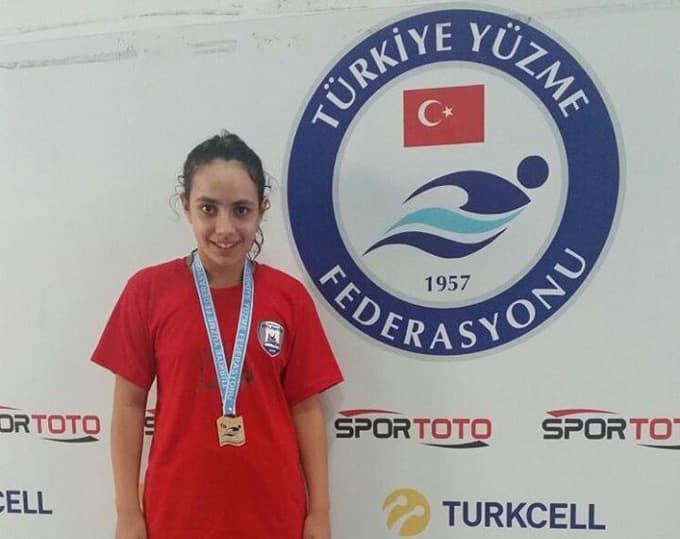 Sakaryalı yüzücüler Bursa'dan 9 altın madalya ile dönüyor