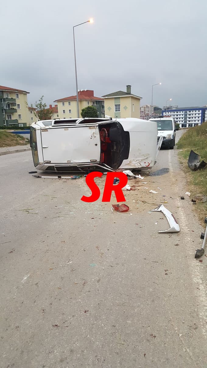 Çarpışmamak için direksiyonu kırdı ama...