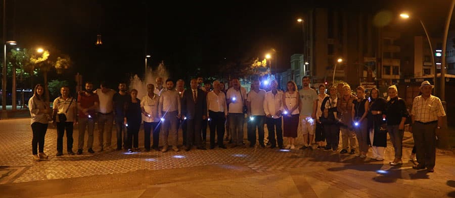 Felaketi anmak için toplandılar