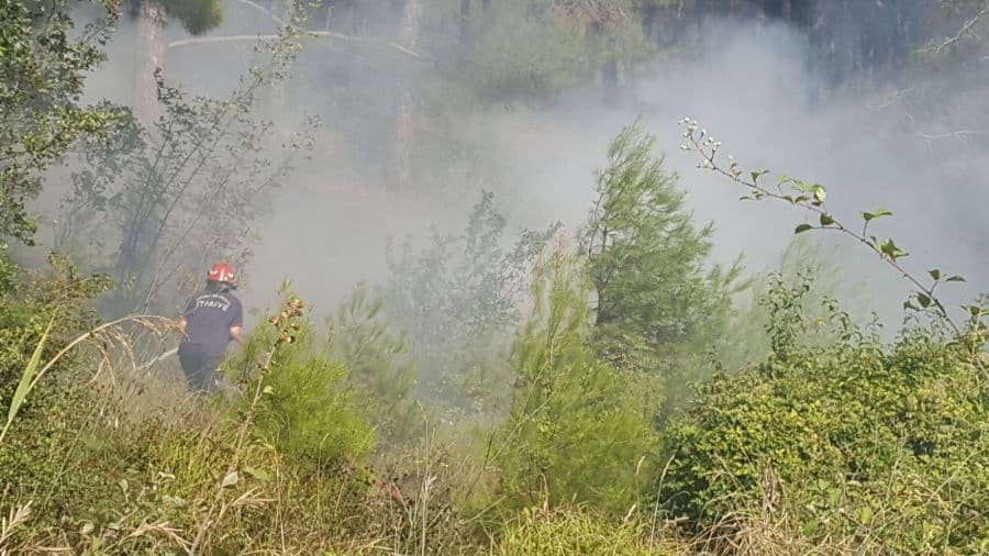 Justinianos Köprüsü yanında korkutan yangın