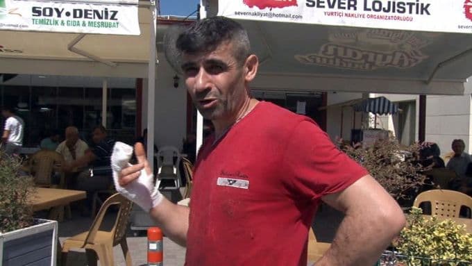 Sakarya'da acemi kasaplar hastanelik oldu