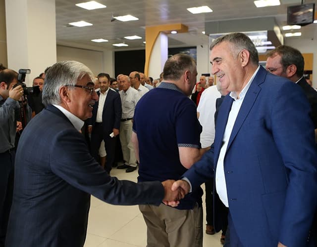 Bayramlar kardeşliğin güçlendiği zamanlardır